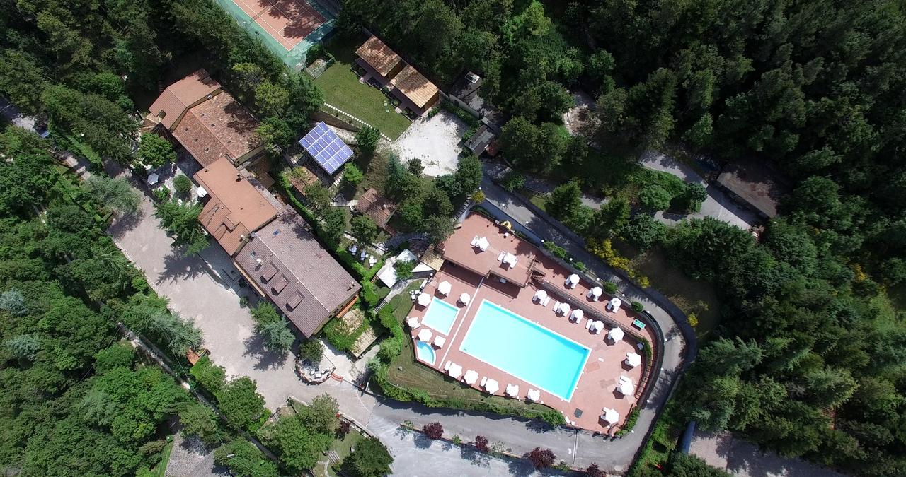 Hotel Pineta Ristorante Country House In Fabriano Campodonico  Exterior foto